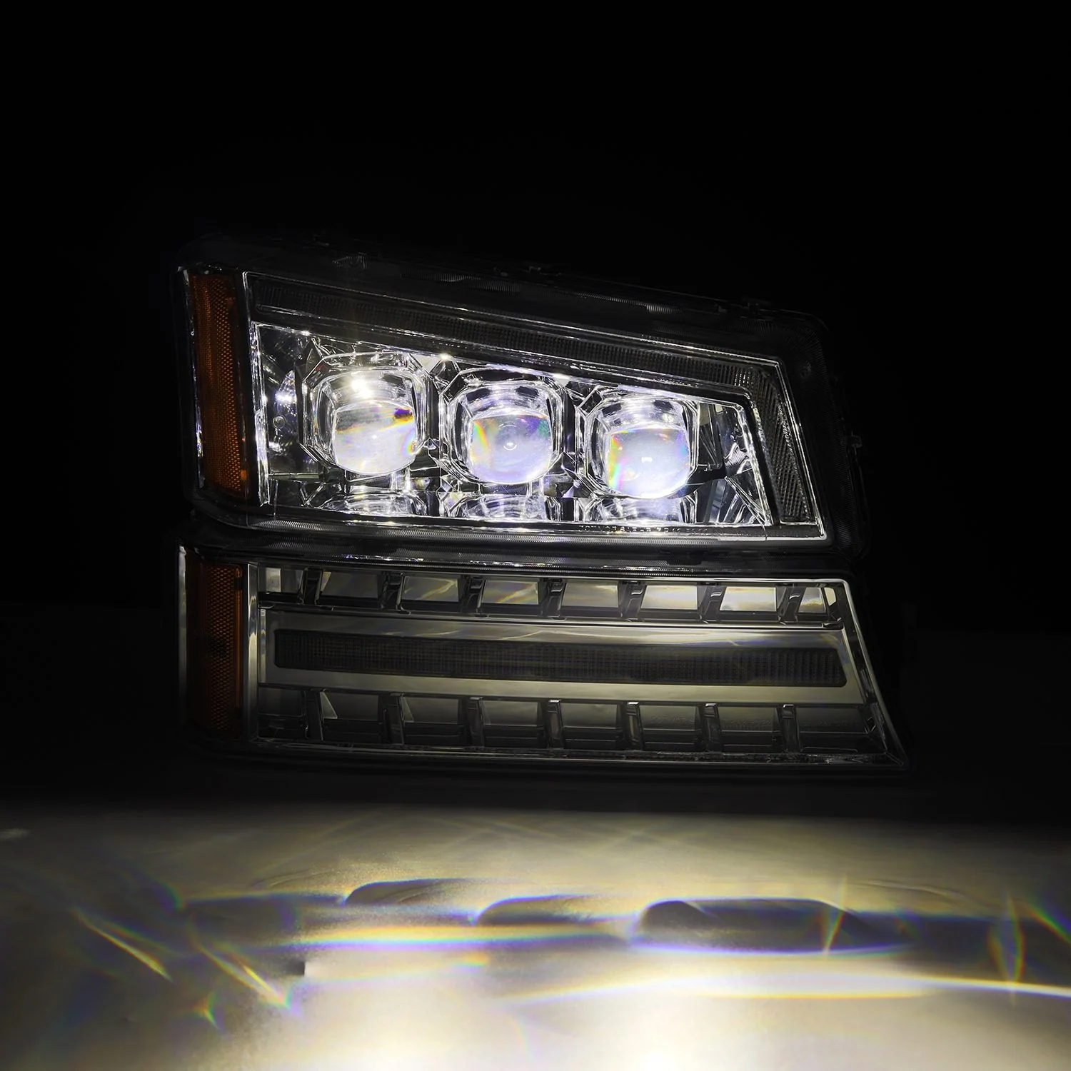 03-06 Chevrolet Silverado/02-06 Avalanche (without body cladding) NOVA-Series LED Projector Headlights Chrome - Image 4