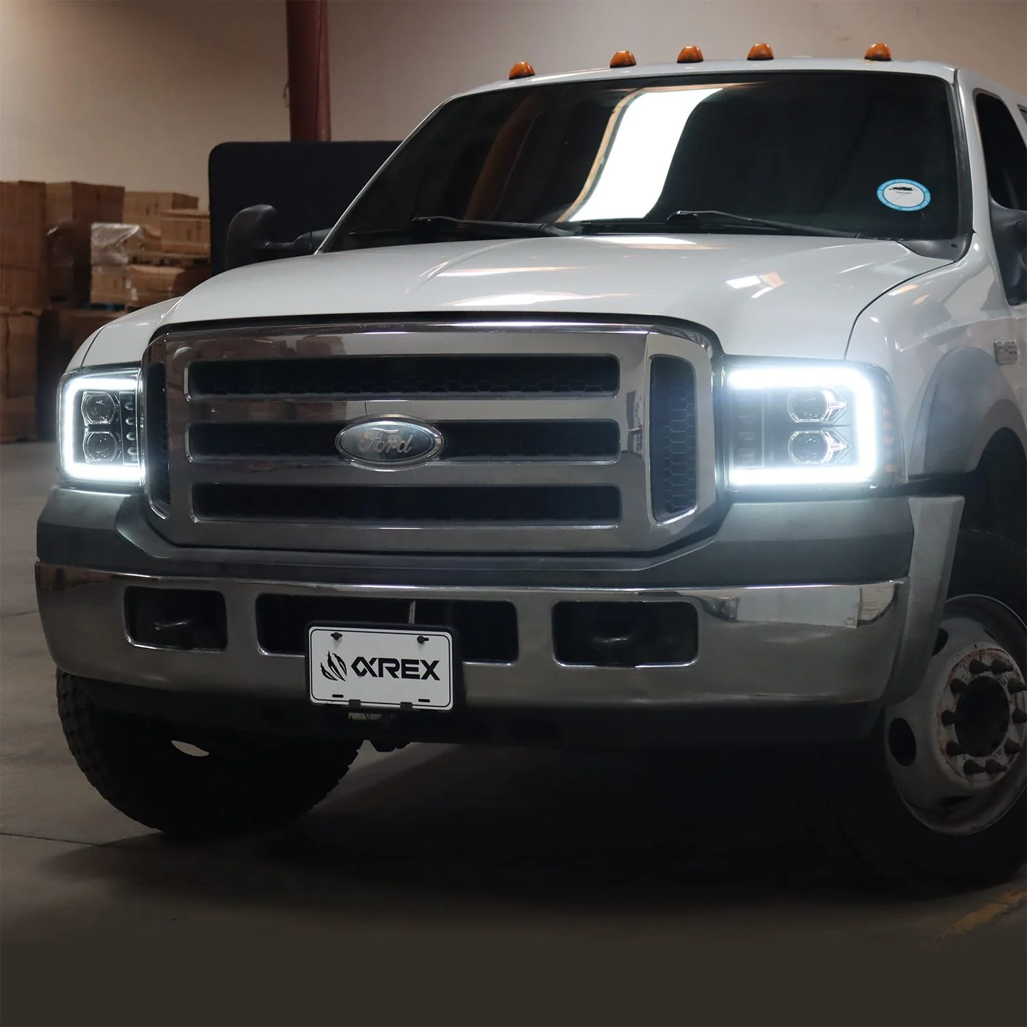 05-07 Ford Super Duty/Excursion PRO-Series Halogen Projector Headlights Black - Image 4
