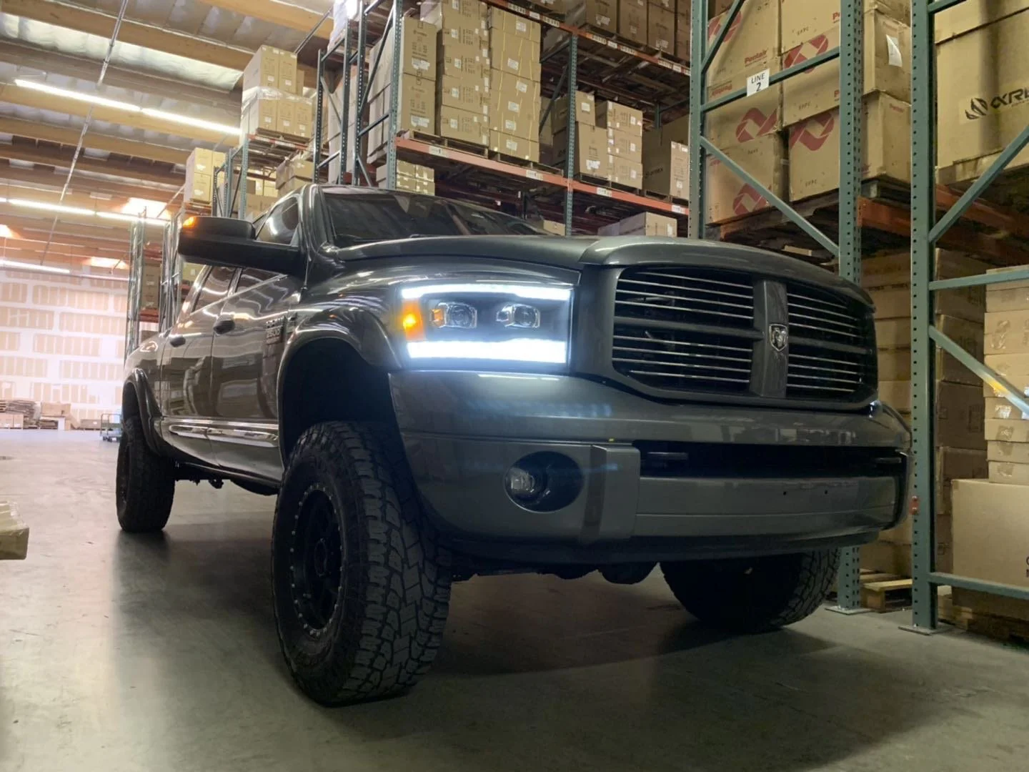 06-08 Dodge Ram LUXX-Series LED Projector Headlights Alpha-Black - Image 4