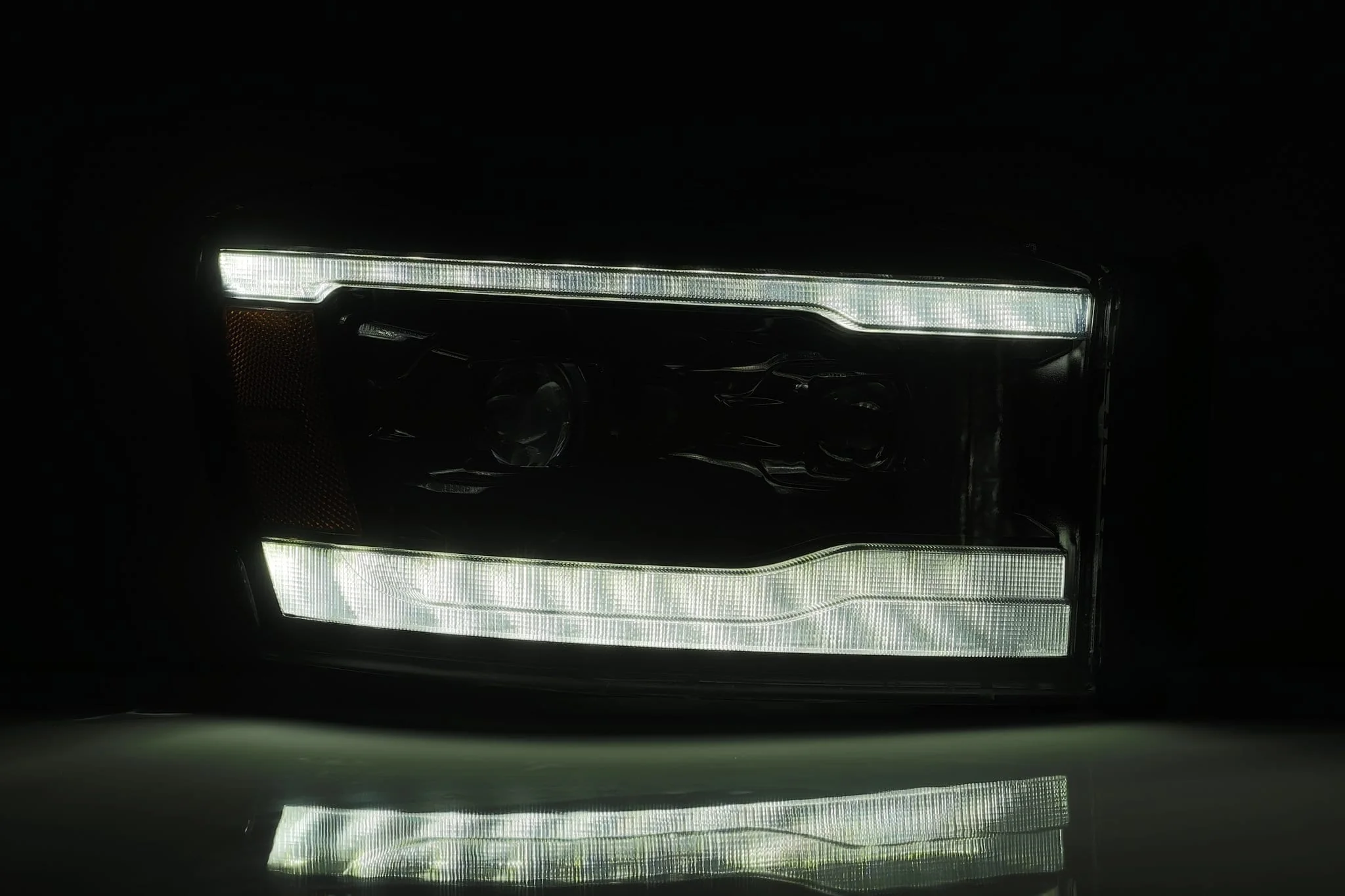 06-08 Dodge Ram LUXX-Series LED Projector Headlights Chrome - Image 5