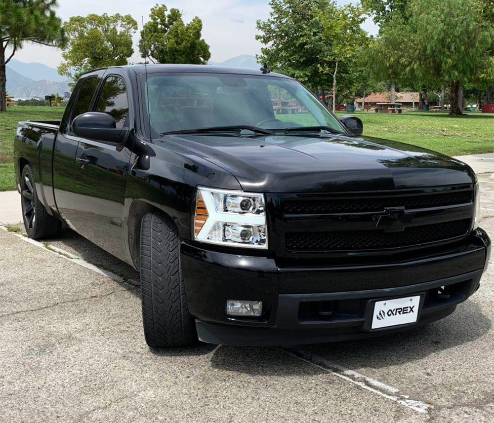 07-13 Chevrolet Silverado PRO-Series Halogen Projector Headlights Chrome - Image 3