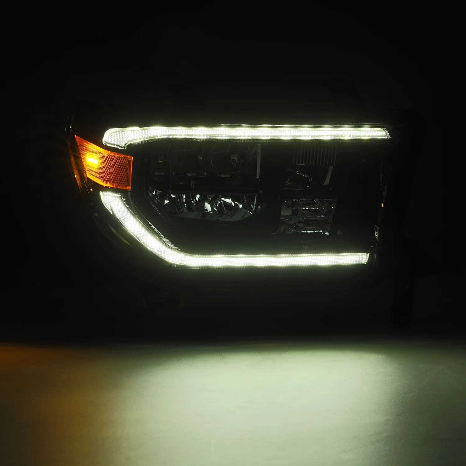 07-13 Toyota Tundra/08-17 Toyota Sequoia MK II LUXX-Series LED Crystal Headlights Alpha-Black (Without Level Adjuster) - Image 2