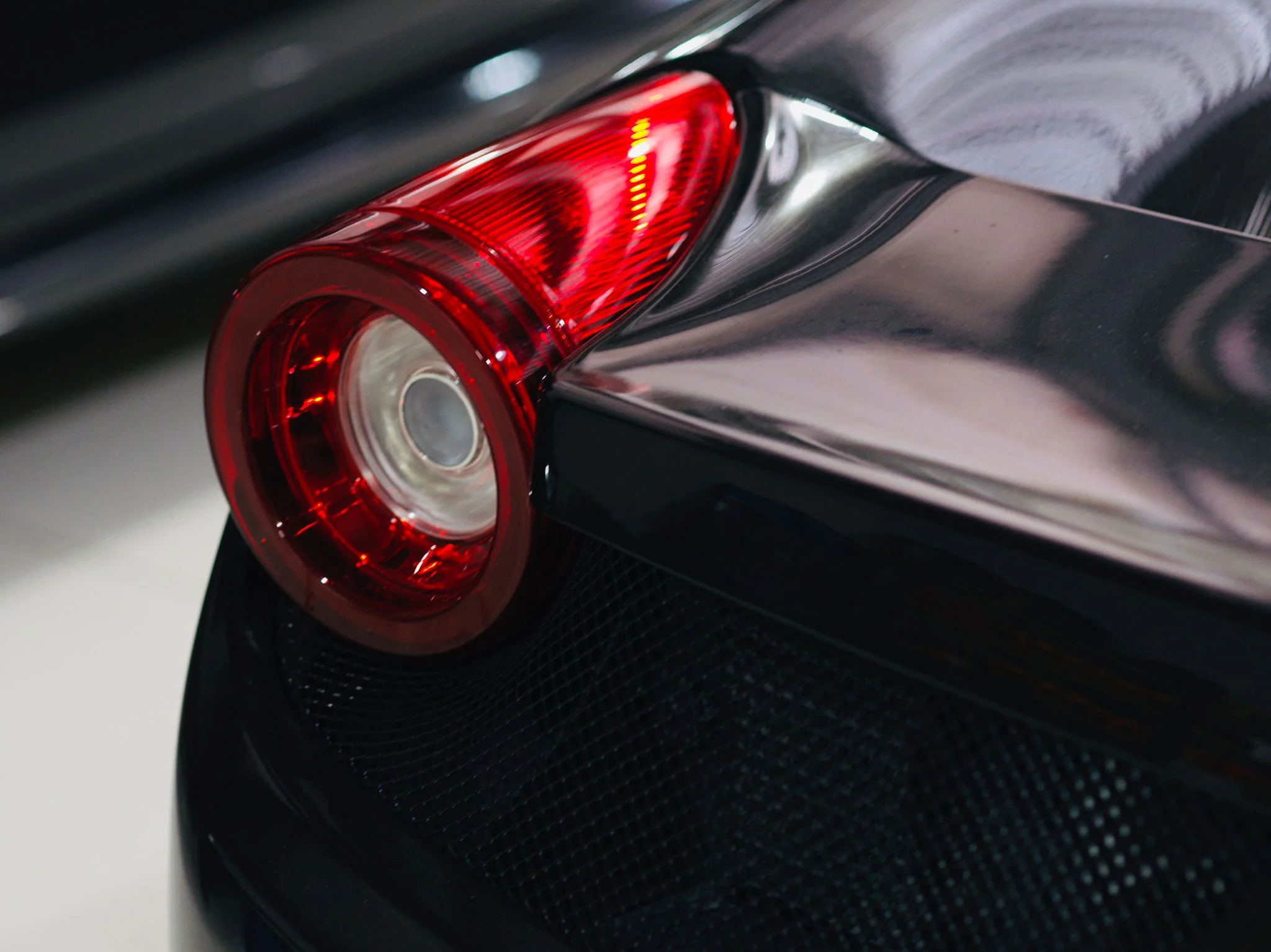 10-15 Ferrari 458 NOVA-Series Prismatic LED Tail Lights Red Clear - Image 4