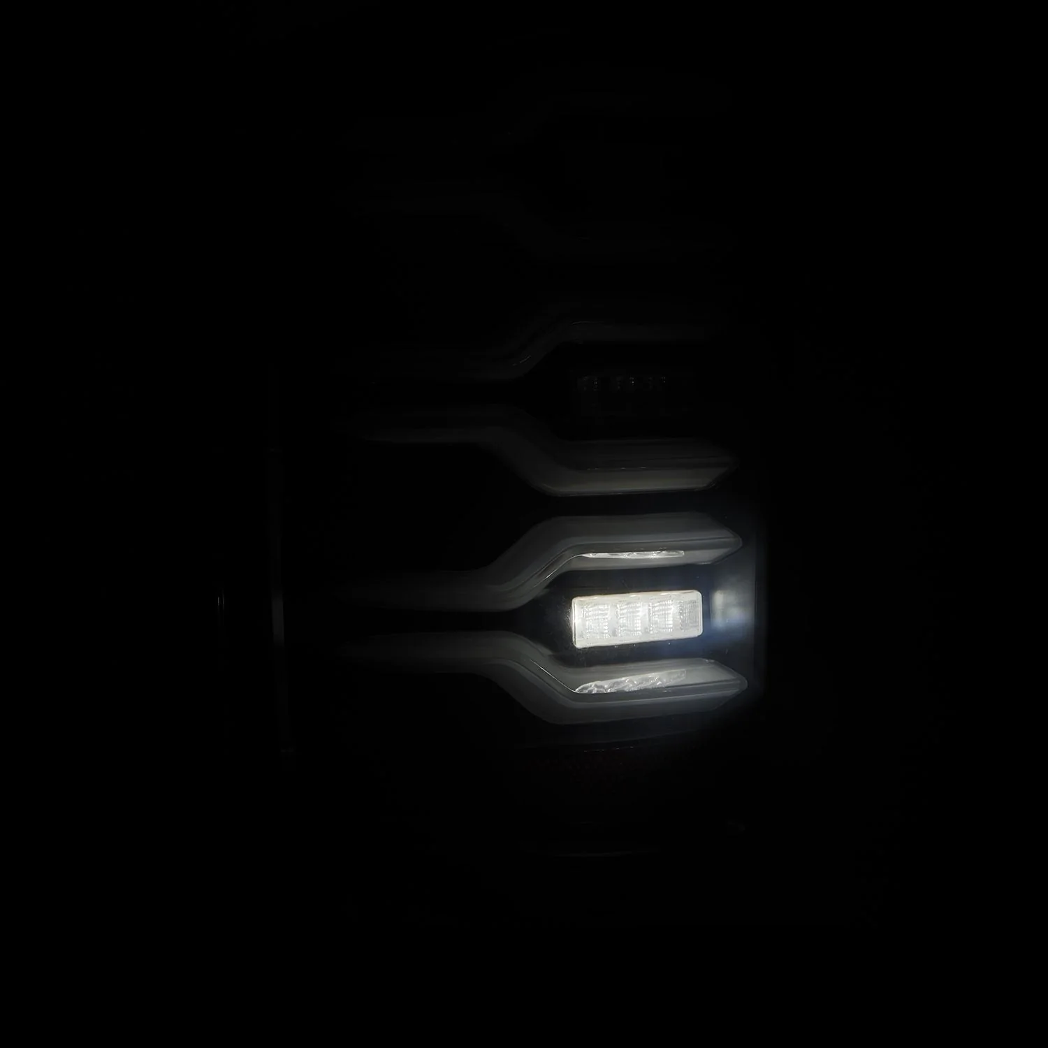 14-18 Chevrolet Silverado 1500 / 15-19 Silverado 2500HD/3500HD / 15-19 GMC Sierra 3500HD Dually LUXX-Series LED Tail Lights Black - Image 6
