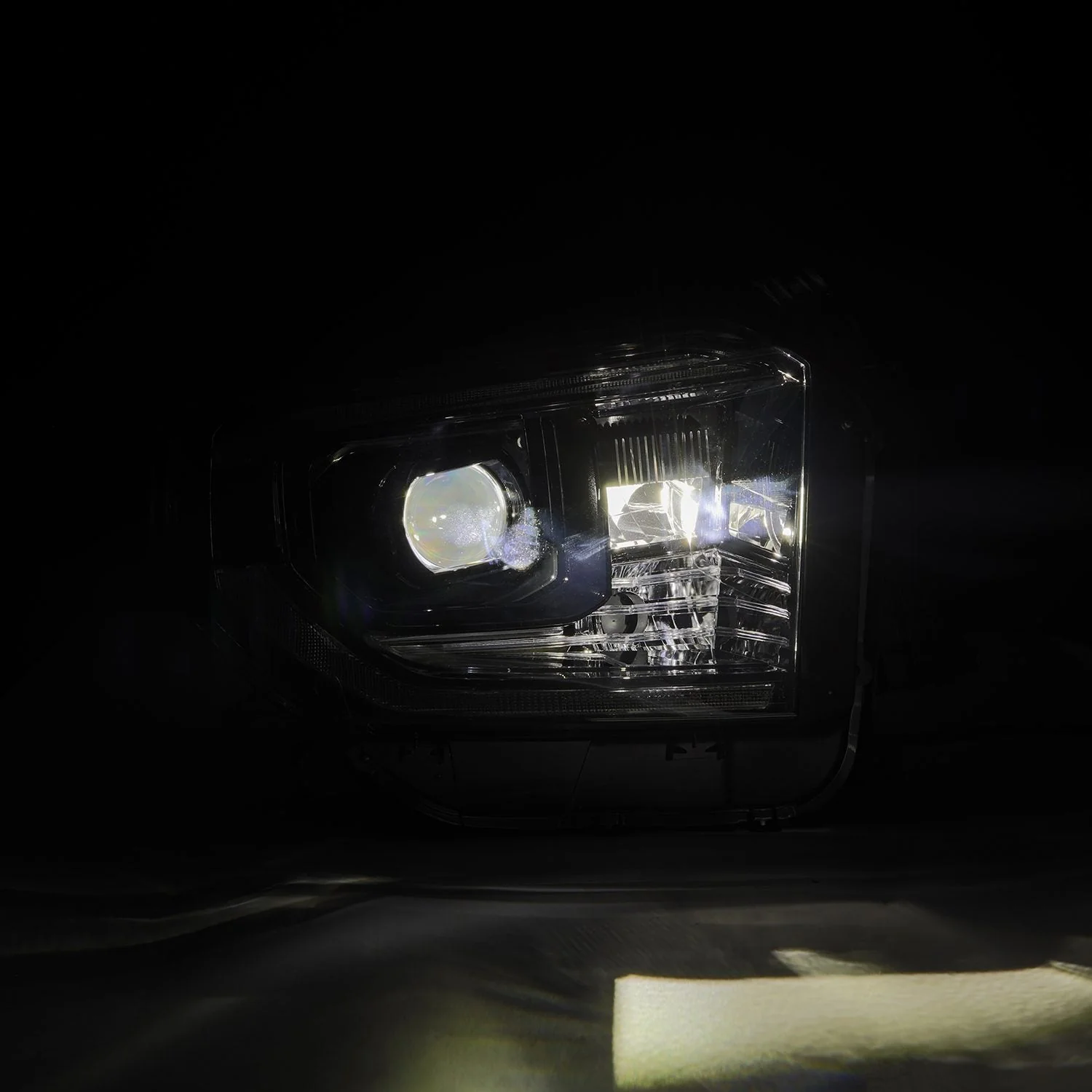 14-21 Toyota Tundra MK II LUXX-Series LED Projector Headlights Alpha-Black - Image 5