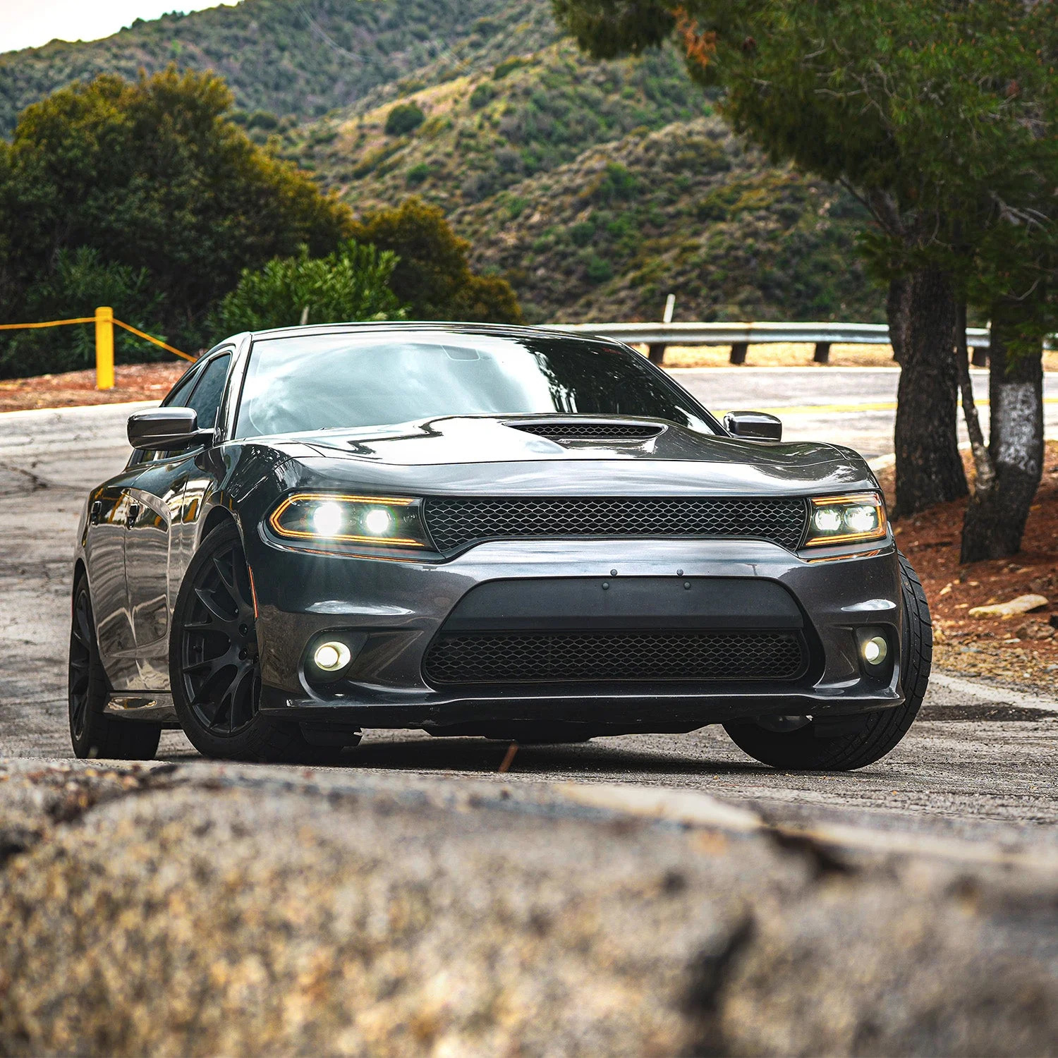 15-23 Dodge Charger LUXX-Series LED Projector Headlights Black - Image 4