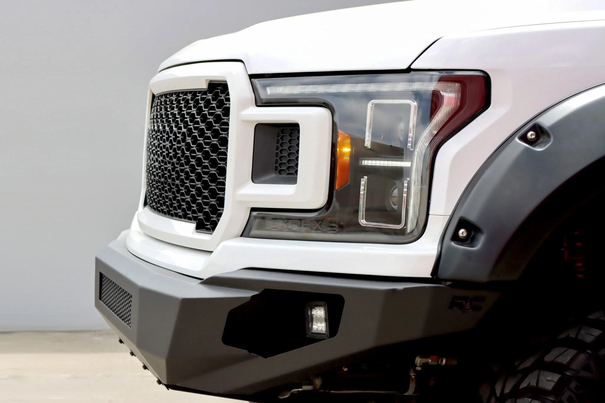 18-20 Ford F150 (MK II 14th Gen Style) LUXX-Series LED Projector Headlights Alpha-Black - Image 13