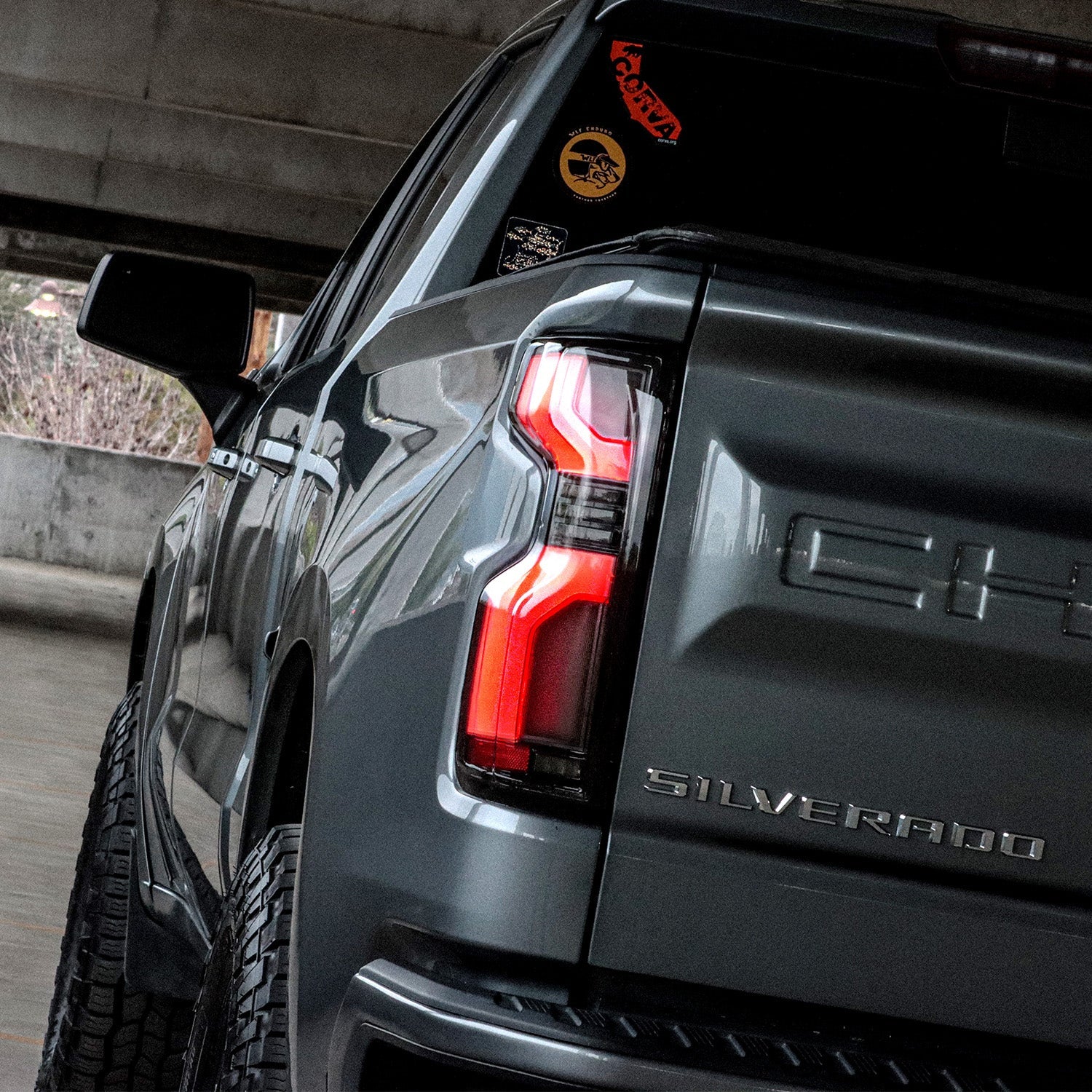 19-26 Chevrolet Silverado 1500 / 20-26 Silverado 2500HD/3500HD LUXX-Series LED Tail Lights Alpha-Black - Image 25