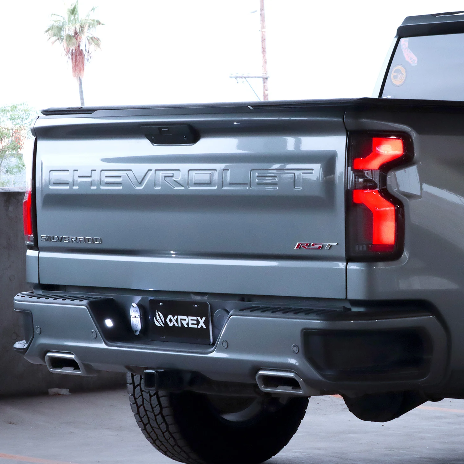 19-26 Chevrolet Silverado 1500 / 20-26 Silverado 2500HD/3500HD LUXX-Series LED Tail Lights Black Red - Image 6