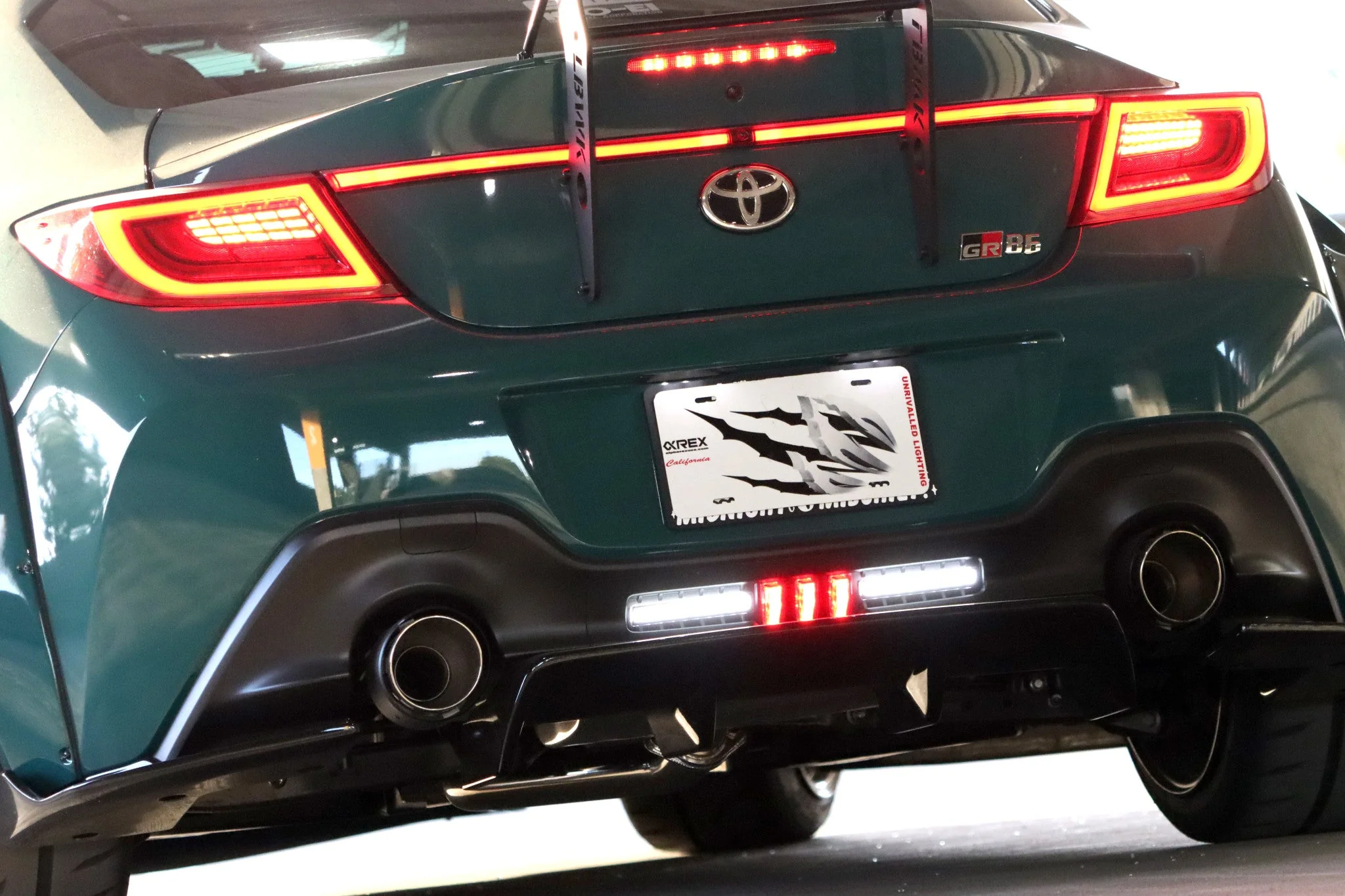 21-26 Toyota GR86/Subaru BRZ LUXX-Series LED Tail Lights Black Smoke - Image 4