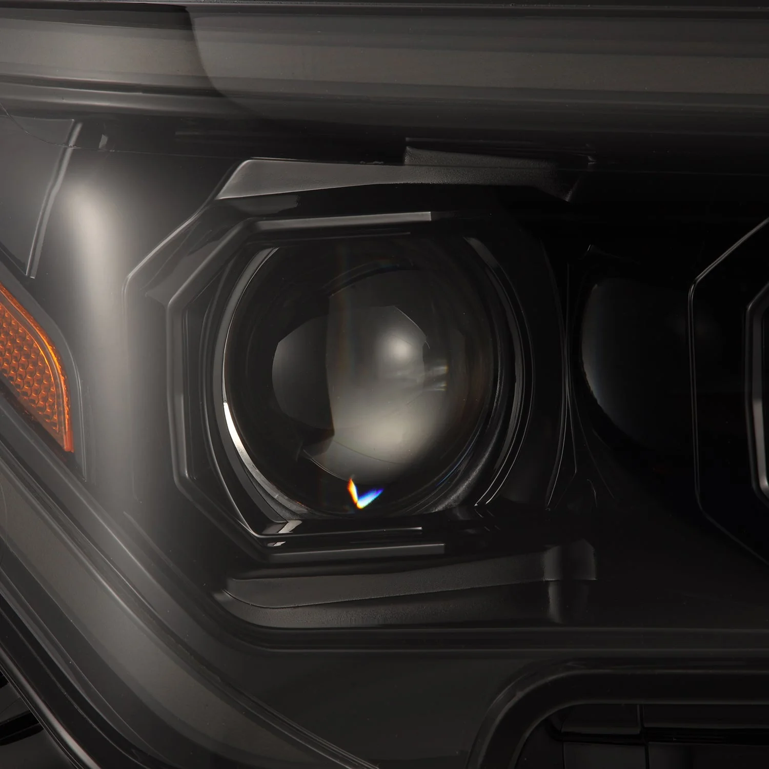 24-26 Toyota Tacoma / 25-26 4Runner LUXX-Series LED Projector Headlights Alpha-Black - Image 5