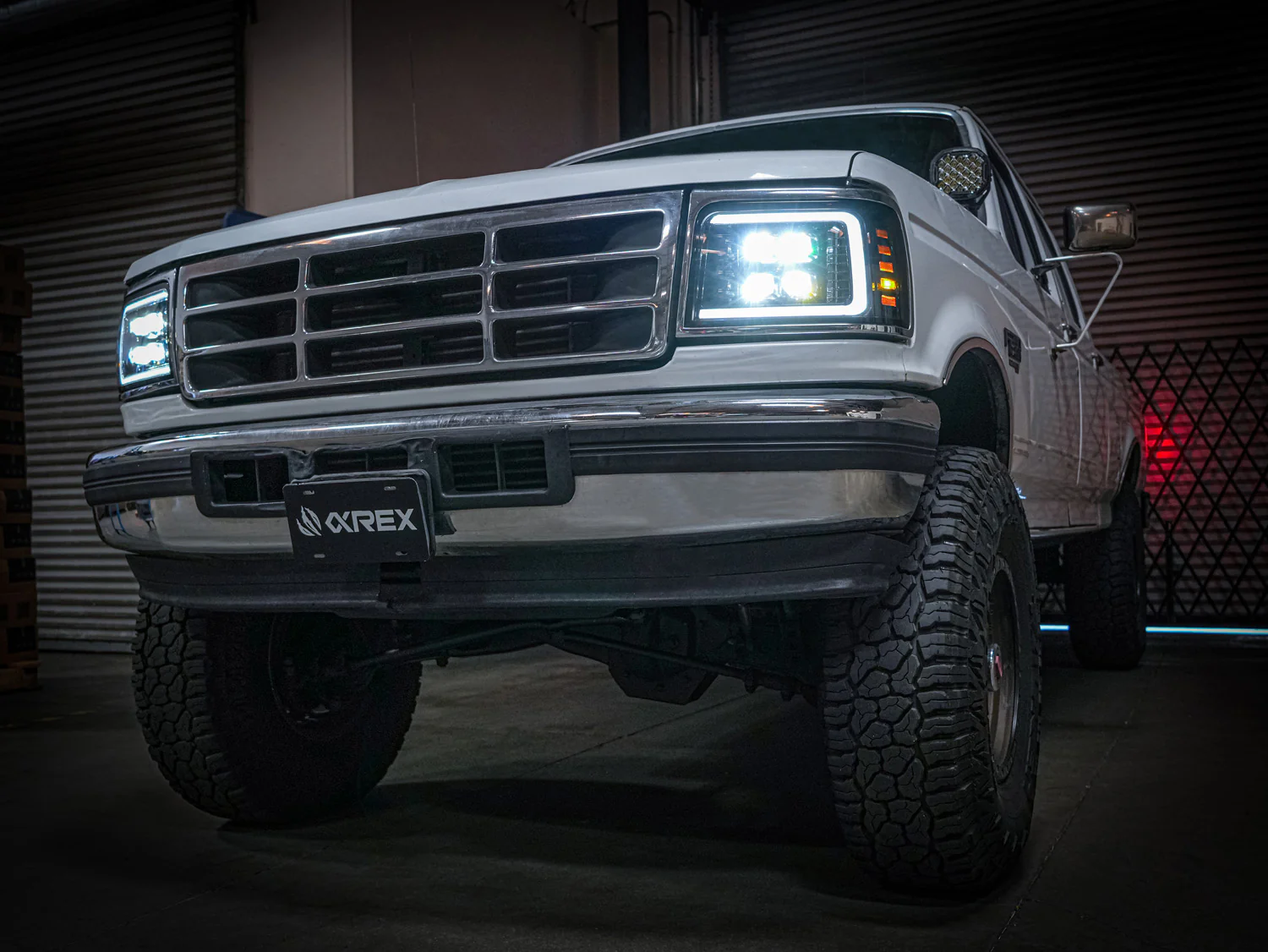 92-96 Ford F-Series/Bronco NOVA-Series LED Projector Headlights Black - Image 8