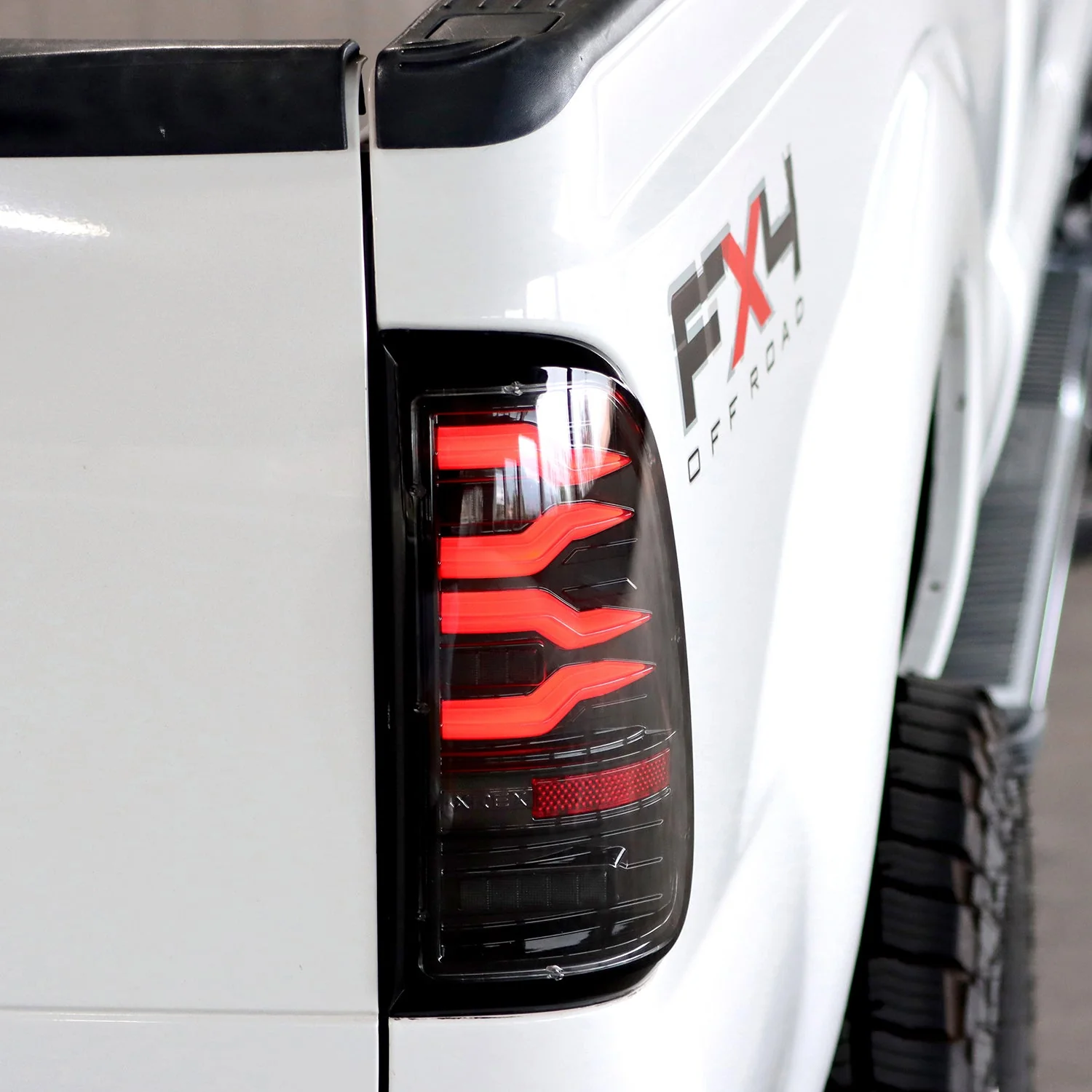 99-16 Ford Super Duty / 97-03 F150 LUXX-Series LED Tail Lights Black Red - Image 5